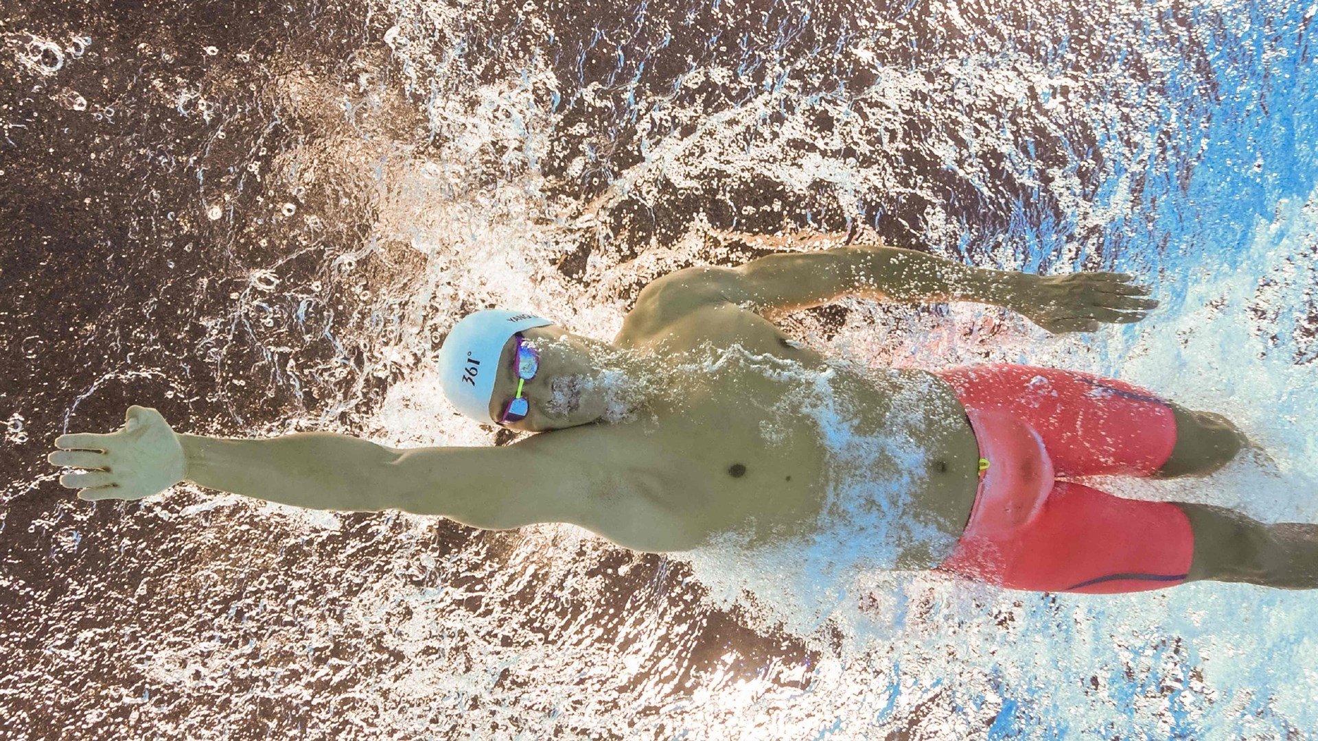 爱游戏大厅-风筝体育竞赛，空中彩绘的运动奇景，运动风筝比赛